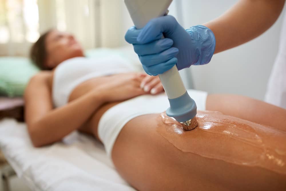 Gel applied beneath an ultrasound body-contouring handpiece